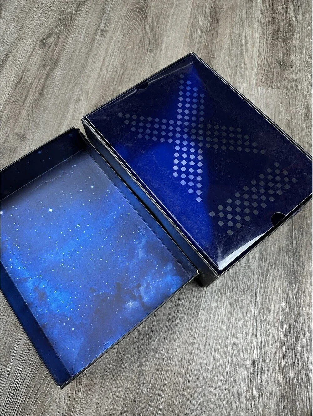 Size 8M - Jordan 11 Space Jam (2016)